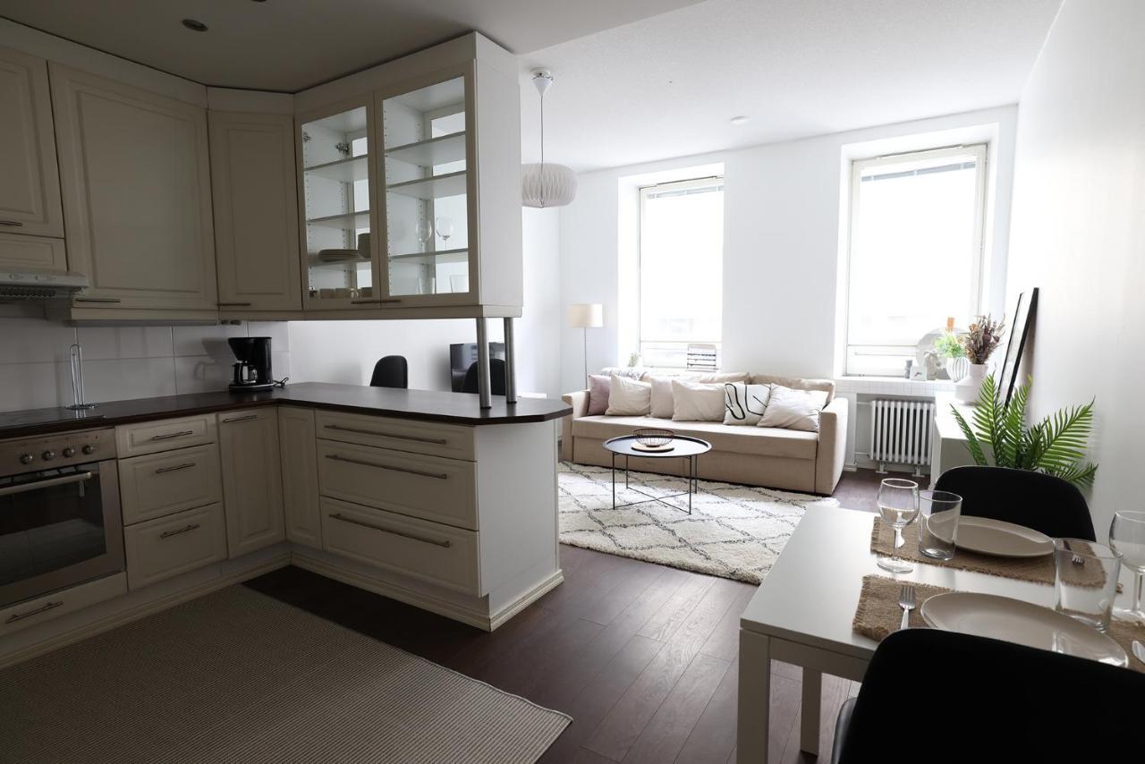 2Ndhomes Cozy 44M2 1Br Home With Best Location In Kamppi! ヘルシンキ エクステリア 写真
